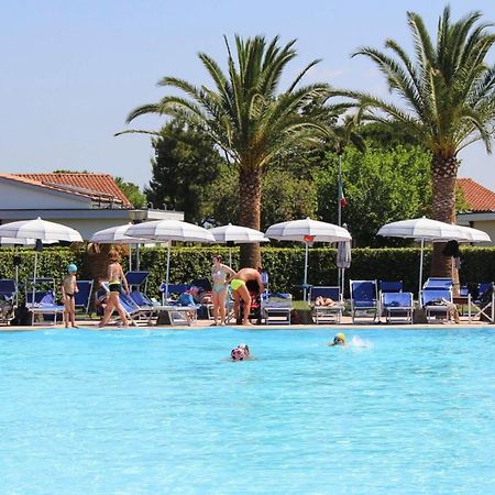 Apartment La Cecinella In Cecina Mare Marina di Cecina Buitenkant foto